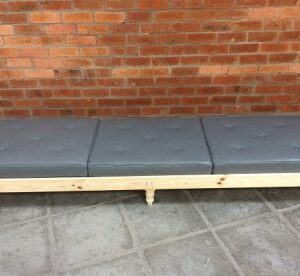 Daybed - Grey Button Cushions